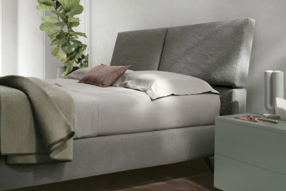 Letto in tessuto imbottito matrimoniale con testiera reclinabile disponibile in 2 misure e vari colori