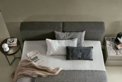 Letto in tessuto imbottito matrimoniale Veronica disponibile in 2 misure e vari colori