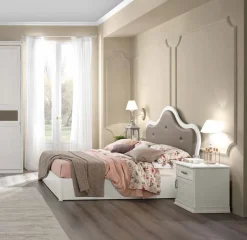 Letto matrimoniale con inserto imbottito in similpelle Classic linea Ginevra disponibile in vari colori