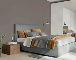 Letto matrimoniale imbottito in tessuto Apollo disponibile in vari colori