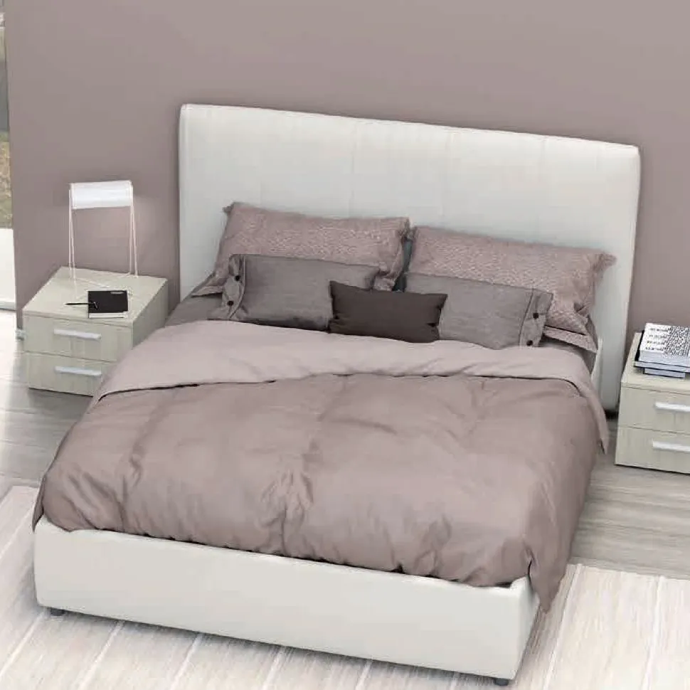 Letto matrimoniale imbottito in tessuto Apollo disponibile in vari colori
