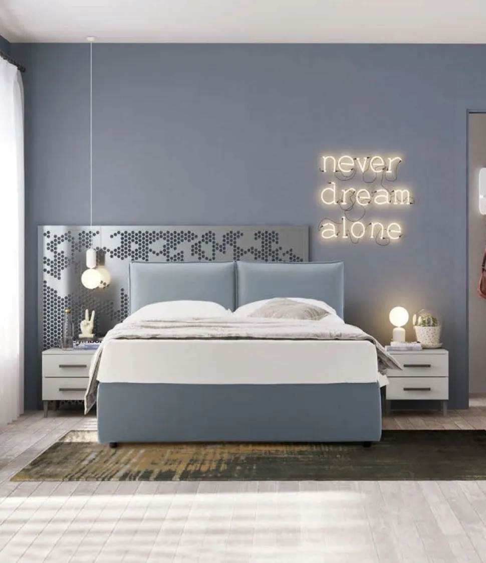 Letto matrimoniale imbottito in tessuto Dani disponibile in vari colori