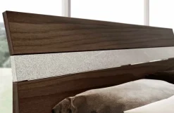 Letto matrimoniale moderno con testiera curva e inserto in vari colori