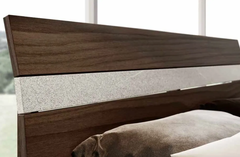 Letto matrimoniale moderno con testiera curva e inserto in vari colori