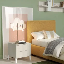 Letto Singolo imbottito in tessuto Dani disponibile in vari colori