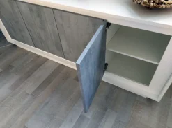 Madia 4 ante battenti linea Beton in bianco laccato opaco e pannelli effetto beton