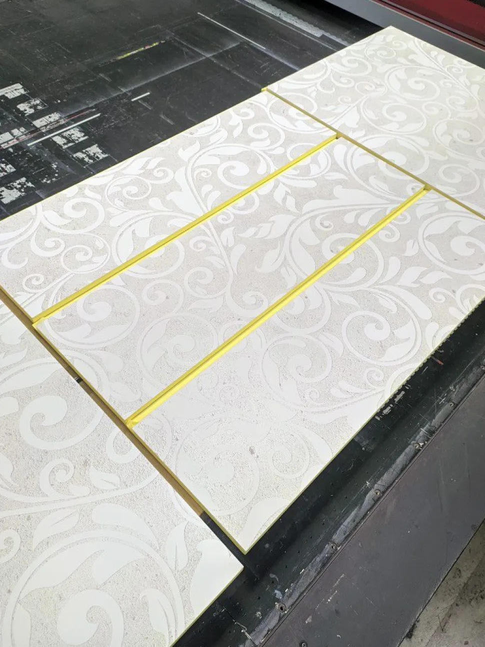 Madia 2 ante e 3 cassetti linea Clear Fancy in Bianco Opaco flower