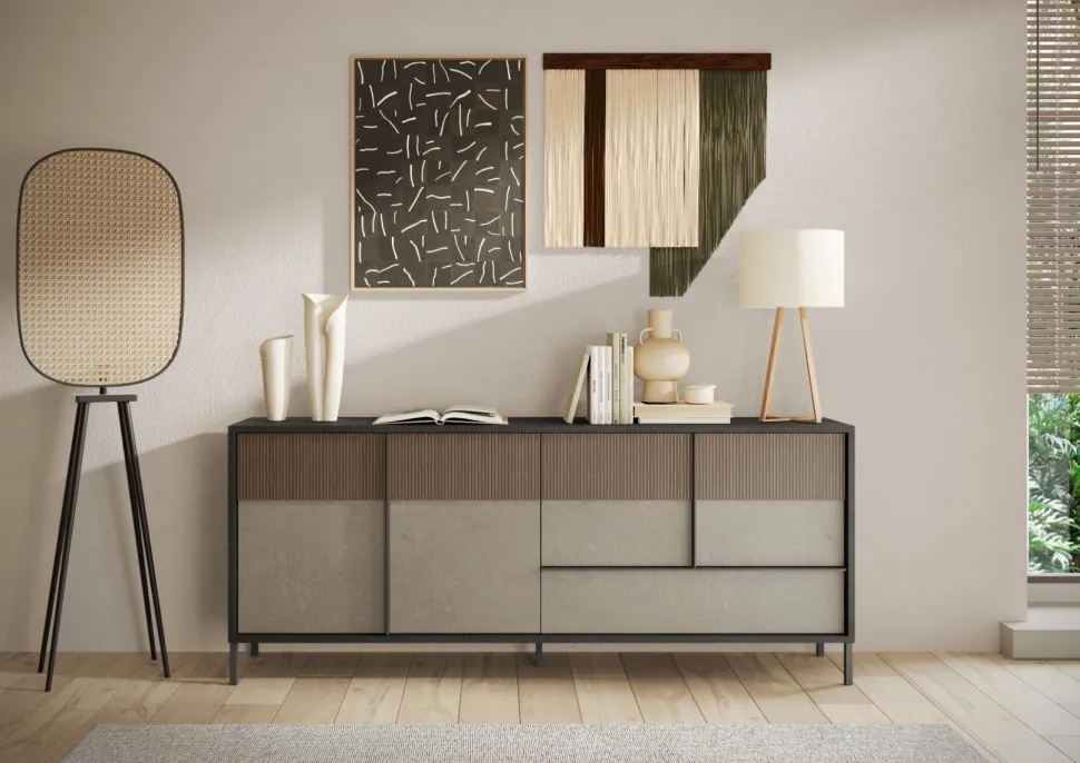 Madia 4 ante e 1 cassetto con serigrafia linea Sierra finitura Lava, Argilla e Rovere Mercure