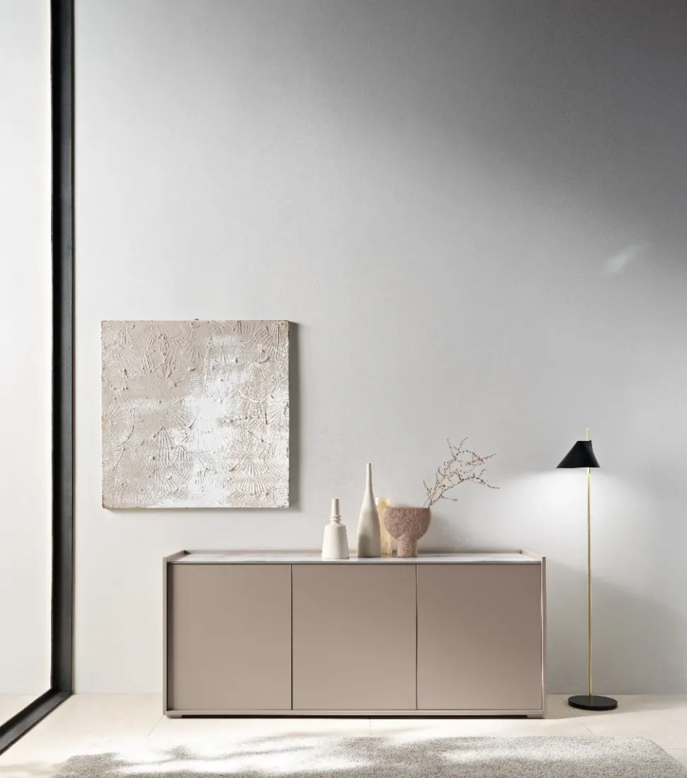 Madia di Design a 3 ante senza maniglie Finiture e Basamenti Personalizzabili