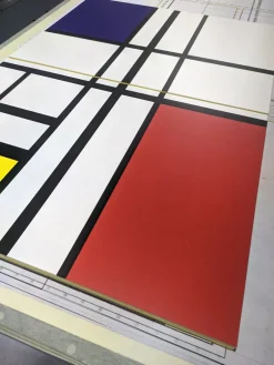 Madia moderna 2 ante Cloe Bianco Opaco con piedini 15 colorazioni con serigrafia