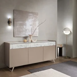 Madia moderna 3 ante e 3 cassetti in vetro con piedini in metallo senza maniglie Personalizzabile