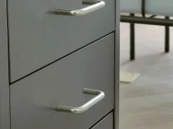Maniglia in acciaio cromato lucido per mobili Coimbra disponibile in 2 misure