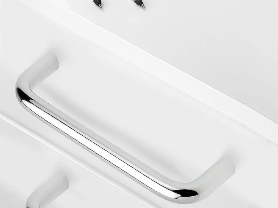 Maniglia in acciaio cromato lucido per mobili Coimbra disponibile in 2 misure