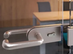 Maniglie per serrature di porte da interno in vetro Modello U disponibile in 3 colori