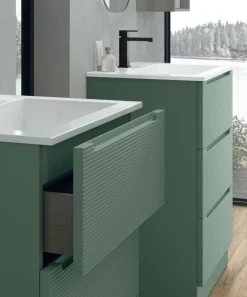Mobile Bagno a terra 3 cassetti con frontali rigati e presa maniglia integrata Rigo disponibile in 5 colori