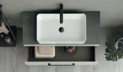 Mobile Bagno 2 cassetti con maniglie e piedini in metallo con lavabo in appoggio Smart disponibile in 4 colori