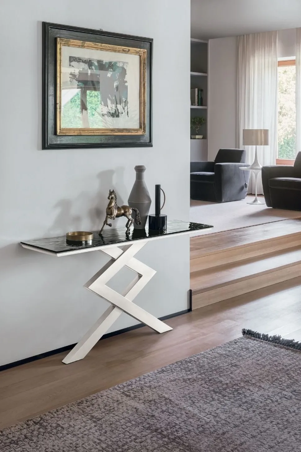 Mobile da ingresso con consolle Cross disponibile in vari colori