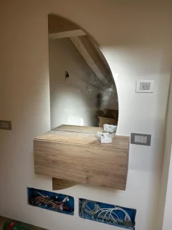 Mobile da Ingresso moderno con armadio e specchio in finitura Cashmere e Rovere Cadiz
