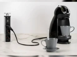 Multipresa estraibile da incasso Vertikal disponibile in 3 colori