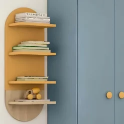 Pannello attrezzato con Mensole Pill disponibile in 3 misure e in 15 colorazioni