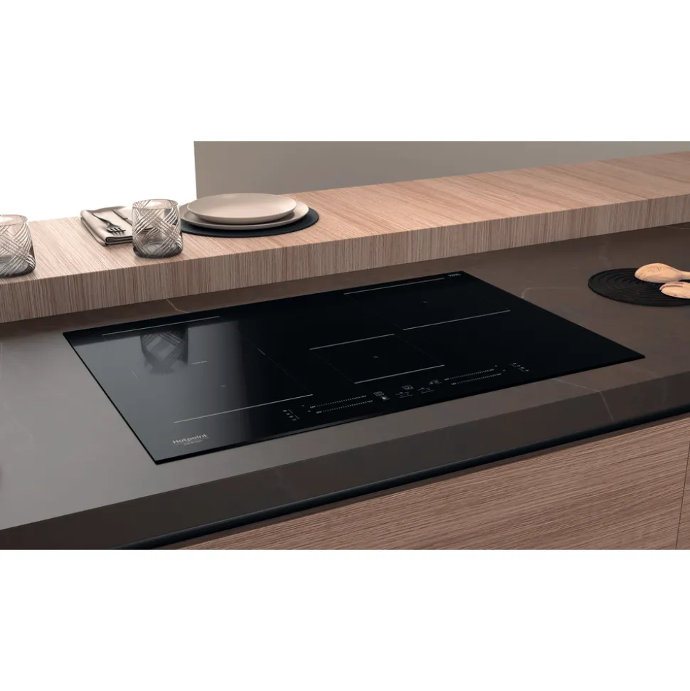 Piano cottura a induzione Hotpoint HS3377CBF