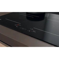 Piano cottura a induzione Hotpoint HQ2260SNE