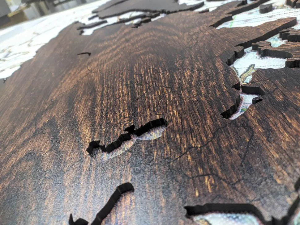 Planisfero da parete in tre misure effetto wenge
