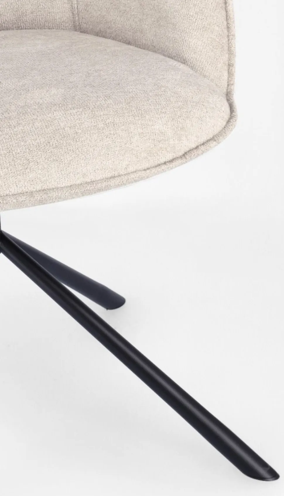 Poltrona Grant disponibile in 3 colori e 2 tessuti
