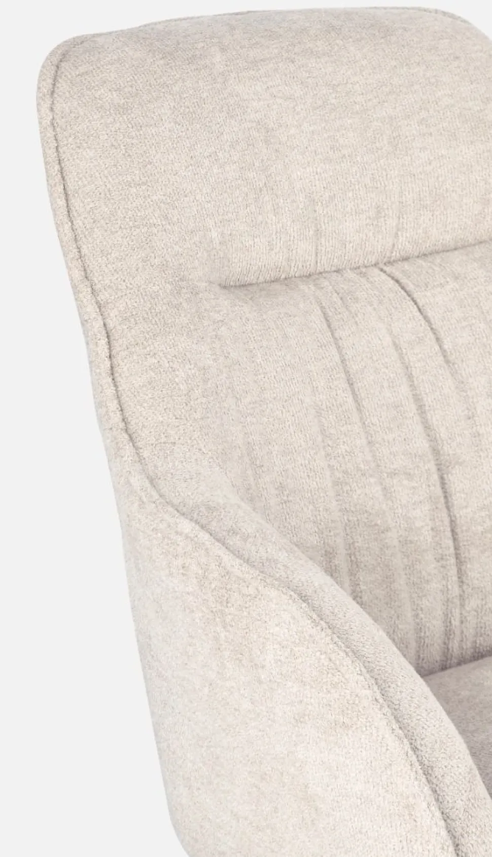 Poltrona Grant disponibile in 3 colori e 2 tessuti