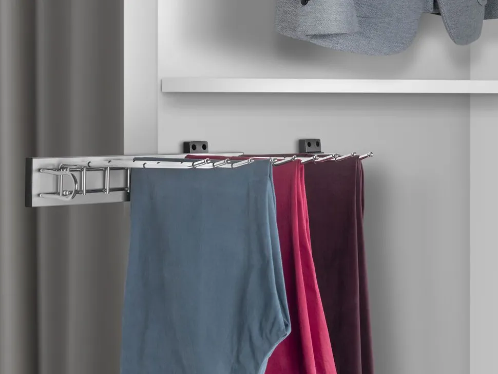 Porta pantaloni montaggio laterale per armadio finitura Cromato lucido
