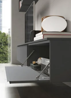 Porta tv sospeso con maniglia a gola in 20 colorazioni e 11 larghezze