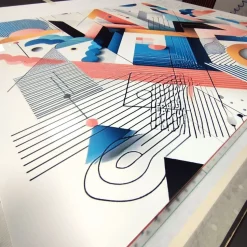 Scarpiera stretta 4 ante battenti Master bianco lucido con grafica geometrica colorata