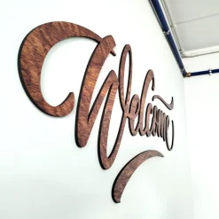 Scritta in legno scuro, Welcome L 1,2m