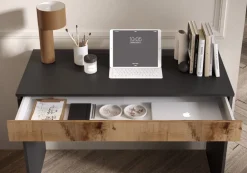 Scrivania moderna salvaspazio con 1 cassetto disponibile in 2 misure in finitura Nero Opaco e Pero