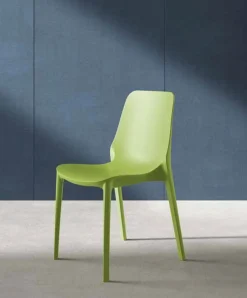 Sedia con struttura e seduta in tecnopolimero Genziana