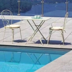 Sedia da giardino impilabile con braccioli Sirmione colore Avorio
