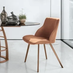 Sedia imbottita e rivestita in tessuto Brasilia disponibile in 8 colori