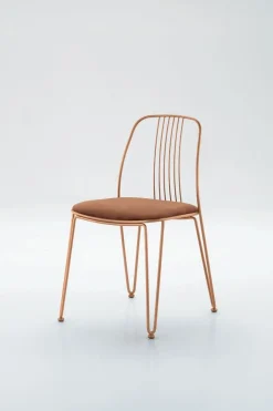 Sedia in metallo verniciato e seduta rivestita Granada disponibile in 7 colori