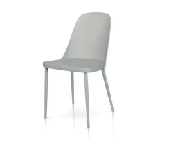 Sedia in polipropilene Giulia disponibile in 3 colori