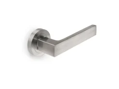 Set di maniglie per porte interne Mackay con rosetta da D.50 mm in Alluminio disponibile in 2 colori