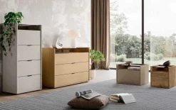 Settimino retrofinito con top in vetro Fumè 4 cassetti Moira disponibile in vari colori