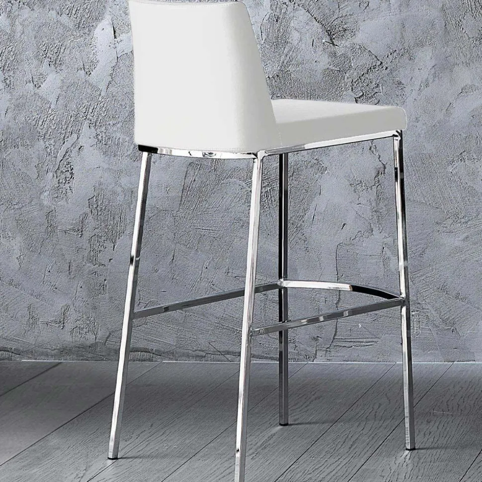 Sgabello Erik disponibile in 2 altezze