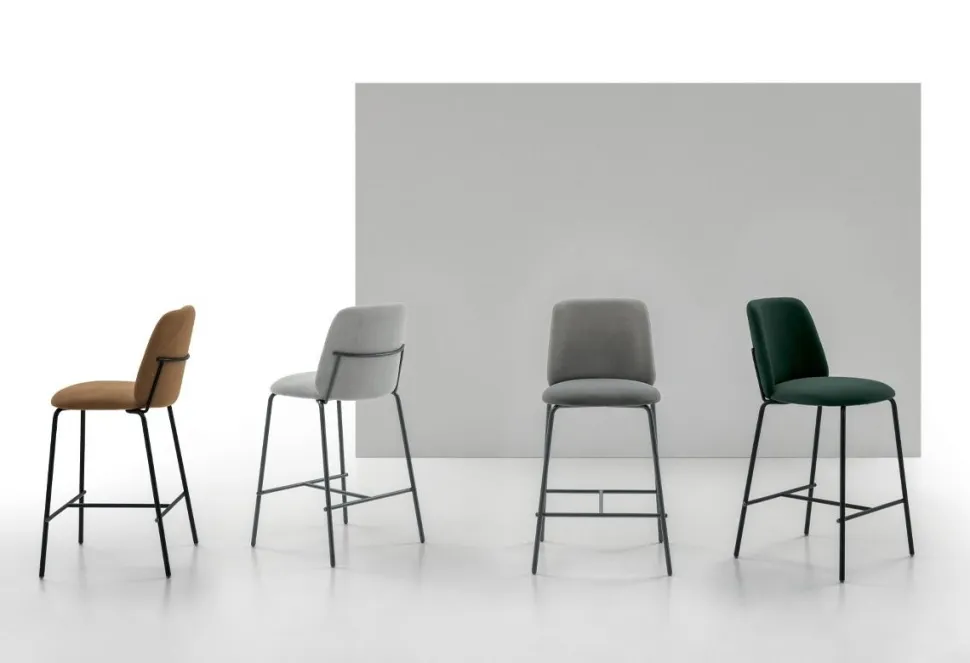 Sgabello fisso con struttura in metallo e seduta rivestita in microfibra Easy disponibile in 7 colori
