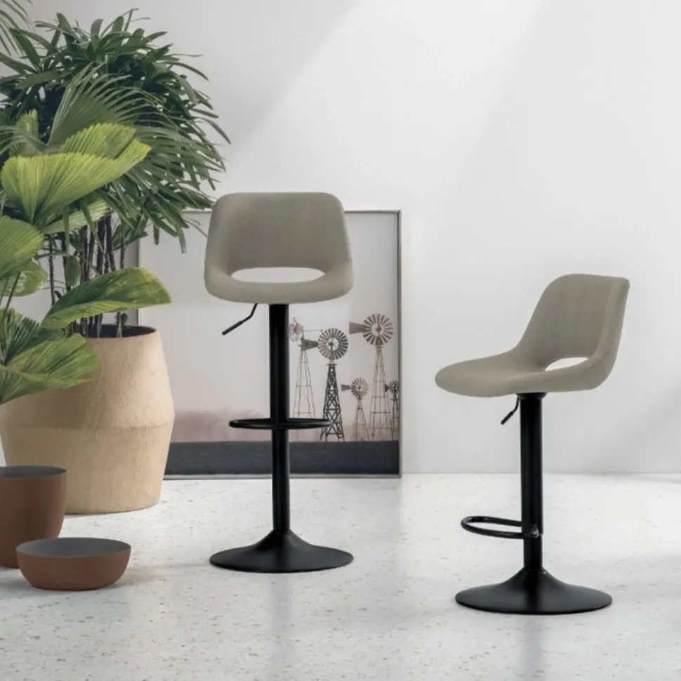 Sgabello regolabile in altezza con seduta rivestita in tessuto Okinawa disponibile in 6 colori