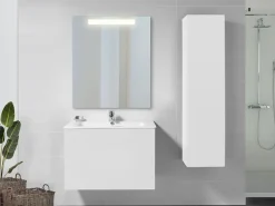 Specchio da bagno rettangolare Pegasus con Illuminazione LED frontale
