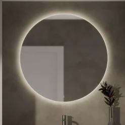 Specchio rotondo con sabbiatura perimetrale retroilluminata disponibile in 3 misure