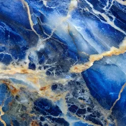 Tavolino basso da salotto con struttura in alluminio e piano in vetro personalizzabile