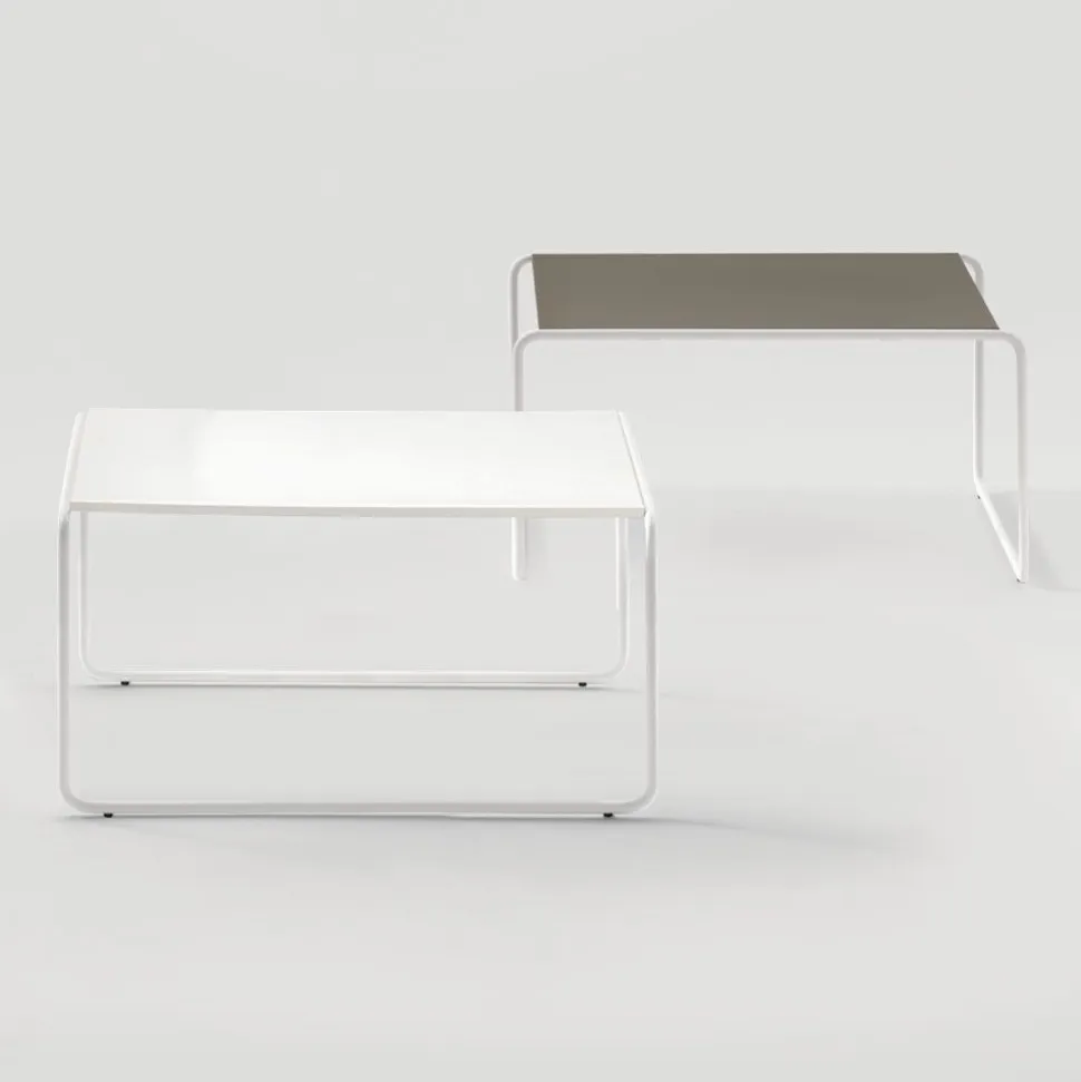 Tavolino basso Isole Q disponibile in 2 misure