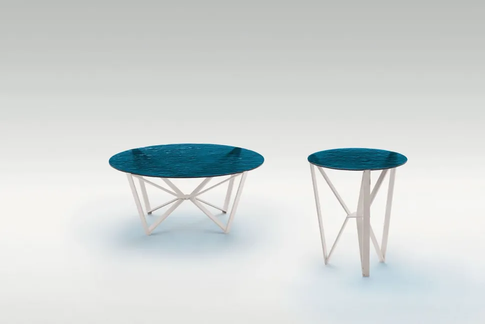 Tavolino da salotto Spider disponibile in vari colori