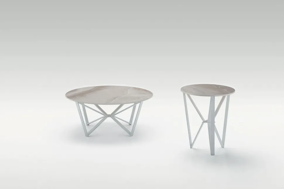 Tavolino da salotto Spider disponibile in vari colori
